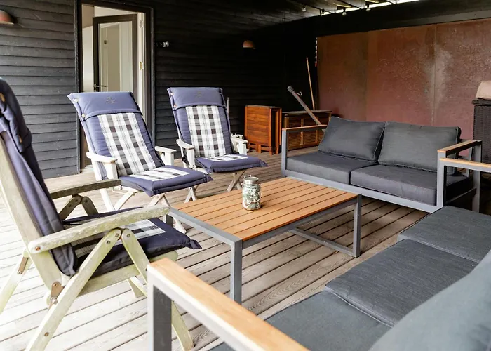 Architect Design With Nature's Touch In Forest Tatil Evi *